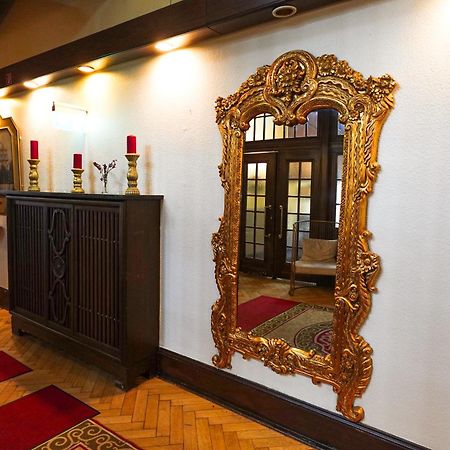 Hotel Casino Im Park 캄프린트포르트 외부 사진